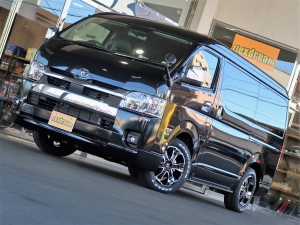 ハイエースワゴン１０人乗り　車中泊できる街乗り仕様車