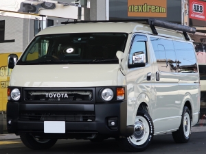 ハイエースＶ特設カラーライトイエロー　安全装備付き