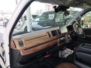ハイエースワゴン新車コンプリート　ハイエースワゴン２ＷＤ