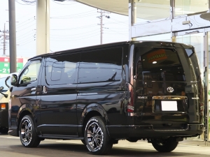 ハイエースバン新車一部改良後　ディーゼル四駆