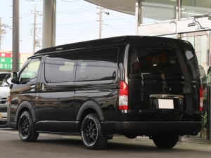 ハイエースワゴン新車コンプリート　ハイエースワゴン２ＷＤ
