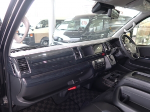 ハイエースワゴン新車コンプリート　ハイエースワゴン２ＷＤ