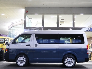 ハイエースワゴン新車コンプリート　ハイエースワゴン２ＷＤ