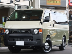 ハイエースＶDX　4WD　ディーゼル　丸目
