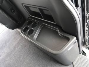 ハイエースワゴン新車コンプリート　ハイエースワゴン２ＷＤ