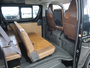 ハイエースバンDX　4WD　ディーゼル　丸目