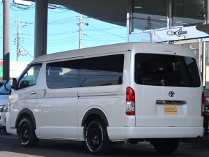 ハイエースワゴン新車コンプリート　ハイエースワゴン２ＷＤ