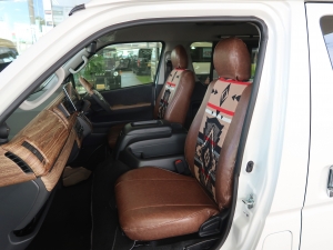 ハイエースワゴン新車コンプリート　ハイエースワゴン２ＷＤ