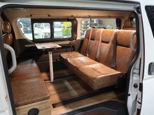 ハイエースワゴン新車コンプリート　ハイエースワゴン２ＷＤ