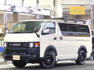 ハイエースＶディーゼル4WD　丸目カスタム　ネオクラシック