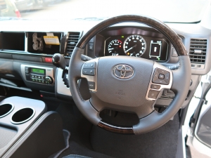 ハイエースワゴン新車コンプリート　ハイエースワゴン２ＷＤ