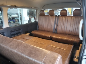 ハイエースワゴン１０人乗り　車中泊できる街乗り仕様車
