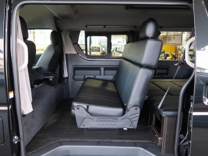 ハイエースワゴン新車コンプリート　ハイエースワゴン２ＷＤ