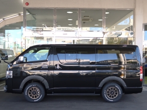 ハイエースバン新車ディーゼル4WD　8人乗りFD-BOX-V05