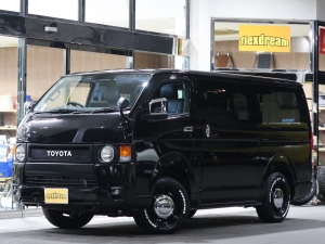 ハイエースＶディーゼル4WD　丸目カスタム　ネオクラシック