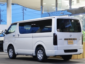 ハイエースバン新車一部改良後　ディーゼル四駆