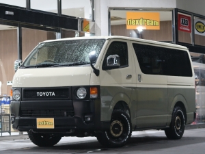 ハイエースＶディーゼル4WD　丸目カスタム　ネオクラシック