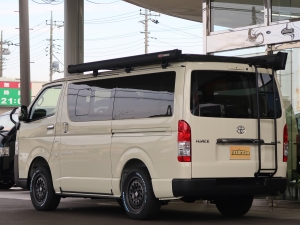 ハイエースバンディーゼル4WD　丸目カスタム　ネオクラシック
