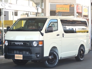 ハイエースバンディーゼル4WD　丸目カスタム　ネオクラシック