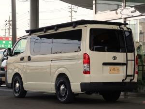 ハイエースバンディーゼル2WD　丸目カスタム　ネオクラシック