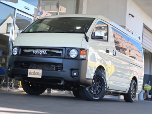 ハイエースバン新車アウトレットFDBOX-V07Mバンライフ　丸目フェイス