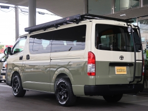 ハイエースバンディーゼル4WD　丸目カスタム　ネオクラシック