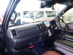 ハイエースバン新車一部改良後　ディーゼル四駆