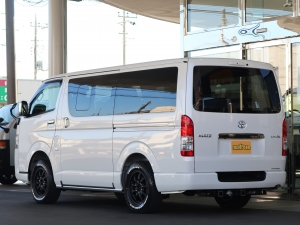 ハイエースバン新車一部改良後　ディーゼル四駆
