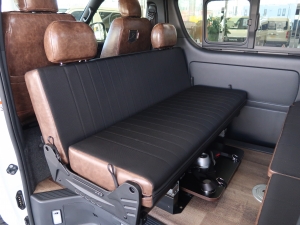ハイエースバン新車　ディーゼル四駆　４ＷＤ