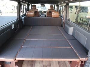 ハイエースＶ新車　ディーゼル四駆　４ＷＤ