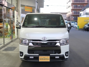 ハイエースバン新車　ディーゼル四駆　４ＷＤ