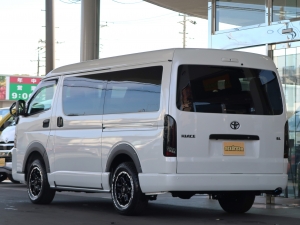 ハイエースワゴン１０人乗り　車中泊できる街乗り仕様車