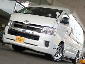 ハイエースバンスパロン　4WD　ディーゼル