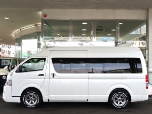 ハイエースバンスパロン　4WD　ディーゼル
