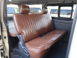 ハイエースバン特設カラー　11型ディスプレイ　丸目換装