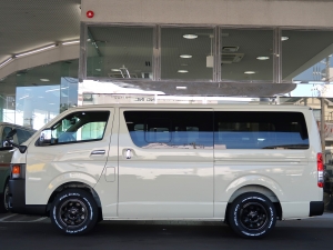 ハイエースバン特設カラー　11型ディスプレイ　丸目換装