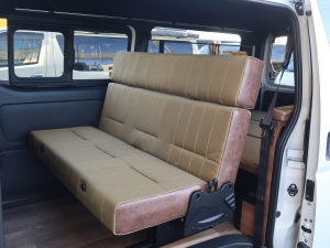 ハイエースバン新車4WD軽油　VANLIFEカスタム