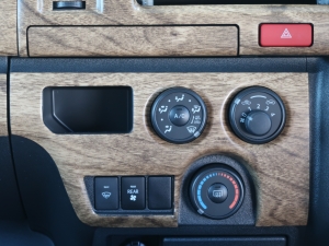 ハイエースバンディーゼル4WD　DX　新車カスタム丸目フェイス