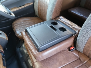 ハイエースバンディーゼル4WD　DX　新車カスタム丸目フェイス