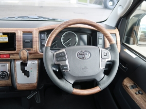 ハイエースバンディーゼル4WD　丸目　ツートンペイント