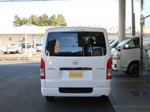 ハイエースバン新車一部改良後　ディーゼル四駆