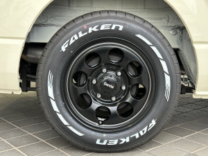 ハイエースバン新車アウトレット新車ディーゼル2WD　ライトイエロー
