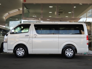 ハイエースバン一部改良後 安全装備追加 特別仕様車