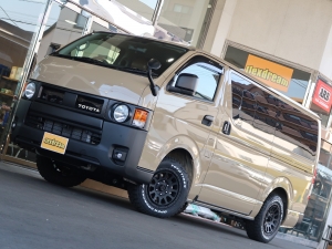 ハイエースバンディーゼル4WD　アースカラーパッケージ４Ｖ６ベージュ