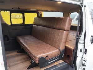ハイエースバンワイド4WD　丸目　キャンピング登録