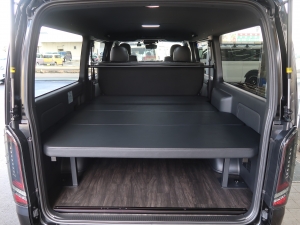 ハイエースバン新車一部改良後　ディーゼル四駆