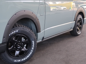 ハイエースバンディーゼル4WD　アースカラーパッケージ６Ｘ３アーバンカーキ