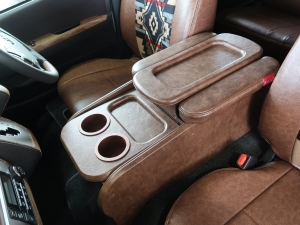 ハイエースバンディーゼル4WD　アースカラーパッケージ６Ｘ３アーバンカーキ