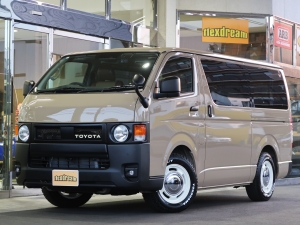 ハイエースＶ丸目カスタム　アースカラーパッケージ４Ｖ６ベージュ