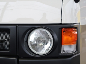 ハイエースバン新車CP　丸目　ツートンペイント